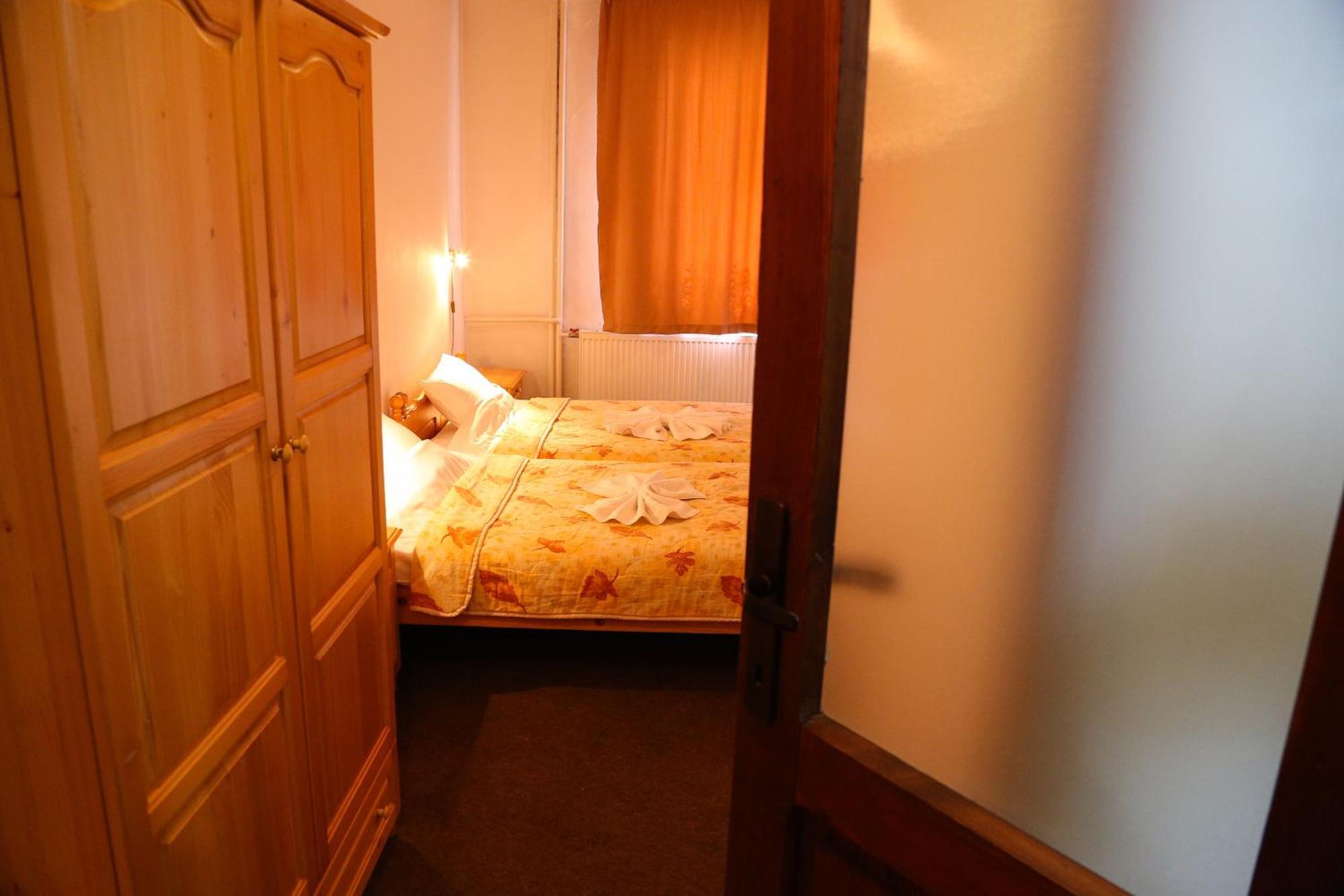 Family Hotel Bisser Bansko Esterno foto